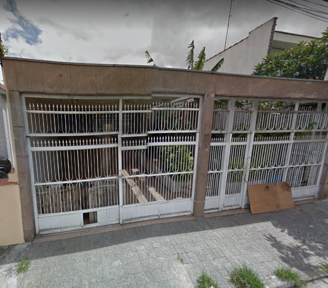  IMÓVEL DE MATRÍCULA Nº 18.828 DO 6º CARTÓRIO DE REGISTRO DE IMÓVEIS DE SÃO PAULO, CONTRIBUINTE:044.058.0034-0. DESCRIÇÃO: Uma casa e respectivo terreno situados à Rua Paraibuna nº 305, na Quinta das Paineiras, no 26º Subdistrito - Vila Prudente, medindo o terreno que corresponde ao lote nº 23 da qu